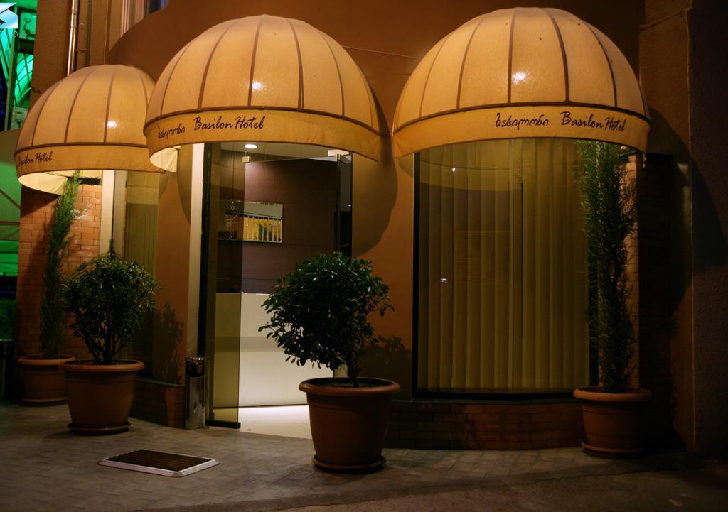 Basilon Hotel Tbilisi Bagian luar foto