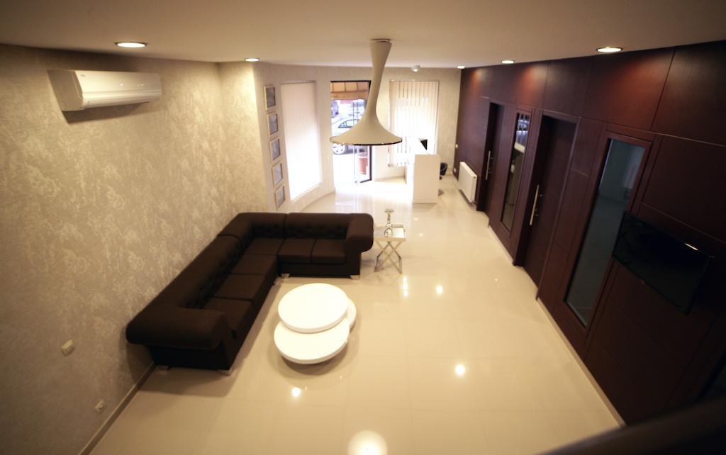 Basilon Hotel Tbilisi Bagian luar foto