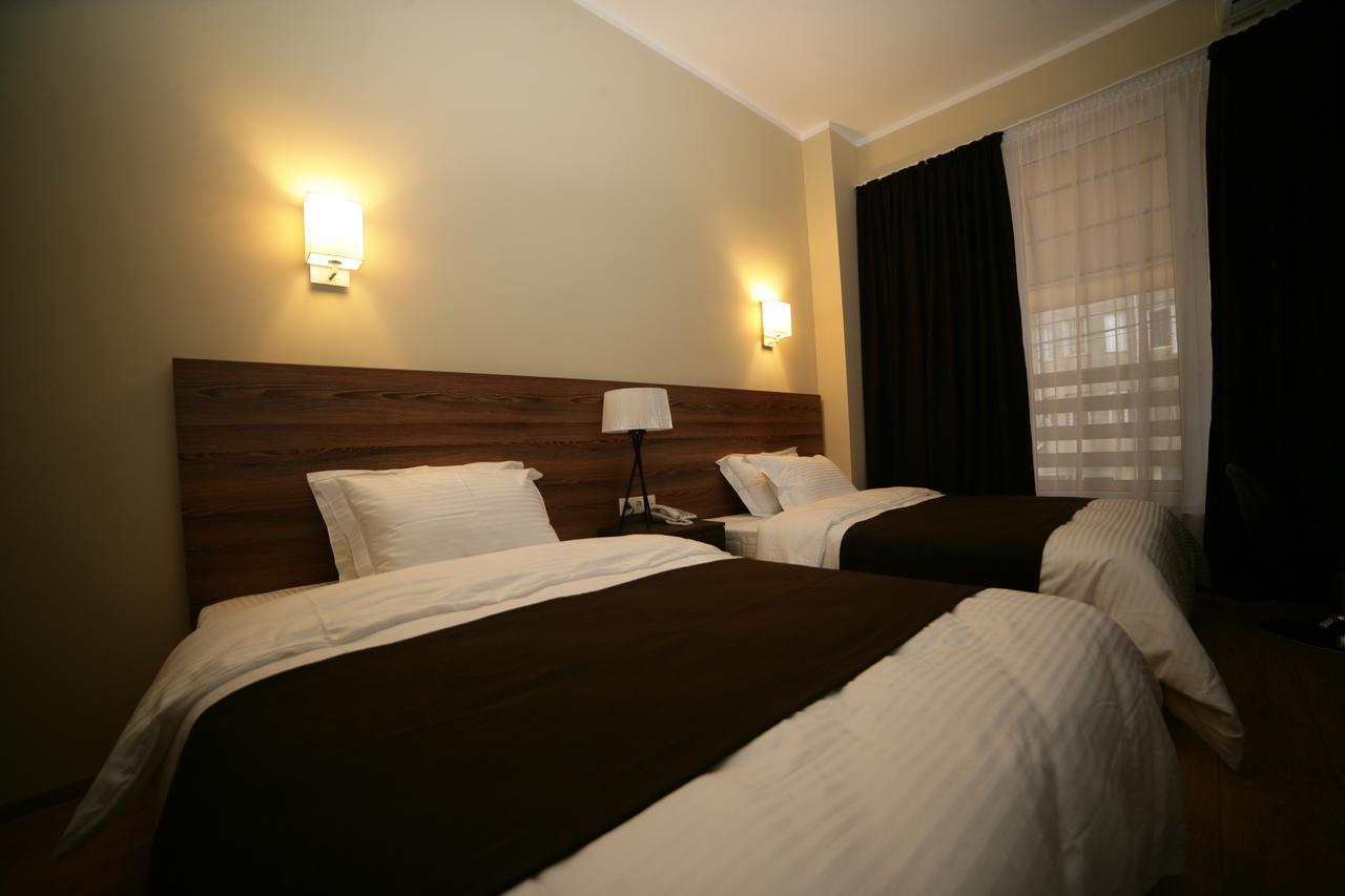 Basilon Hotel Tbilisi Bagian luar foto