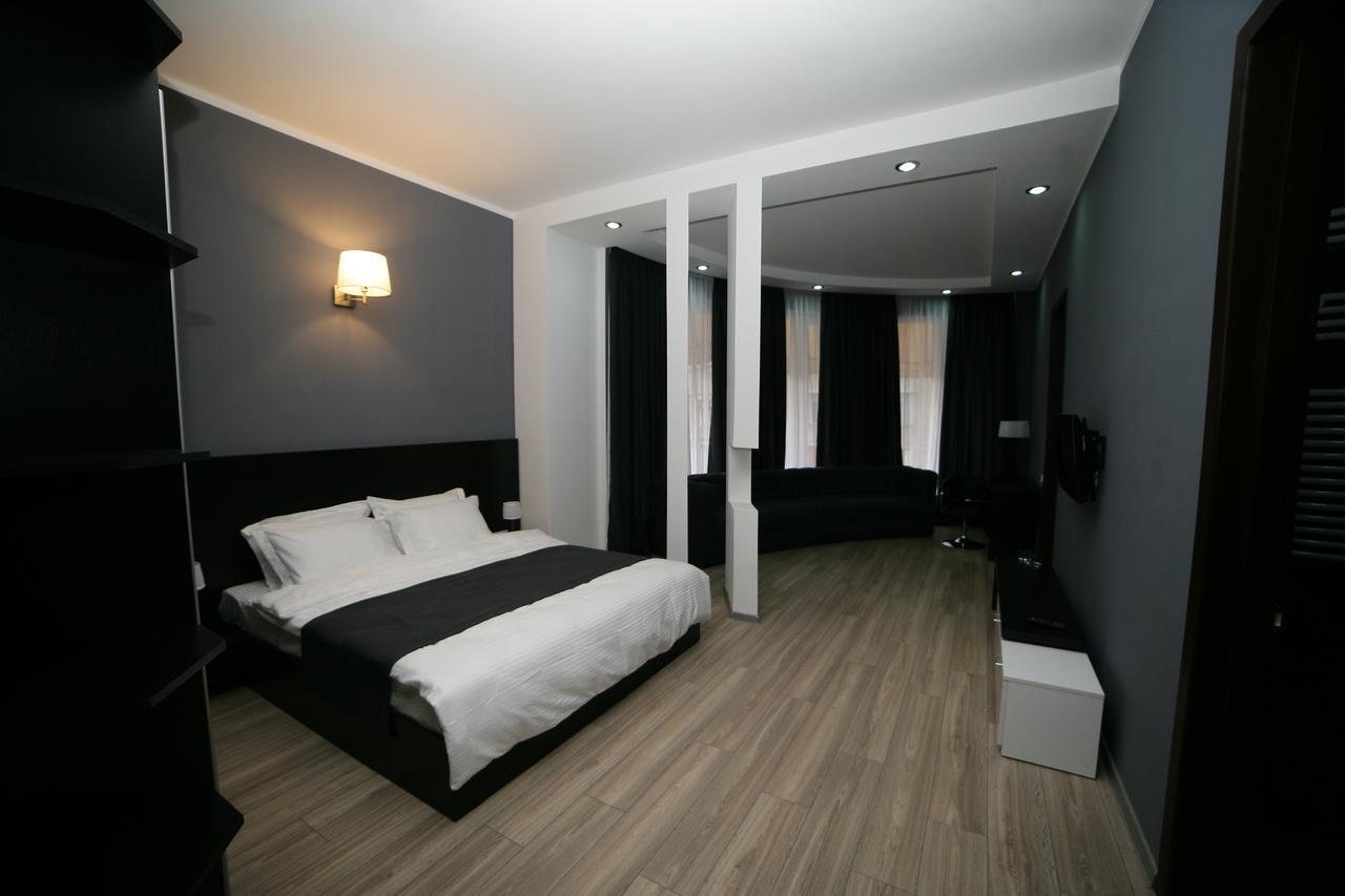 Basilon Hotel Tbilisi Bagian luar foto