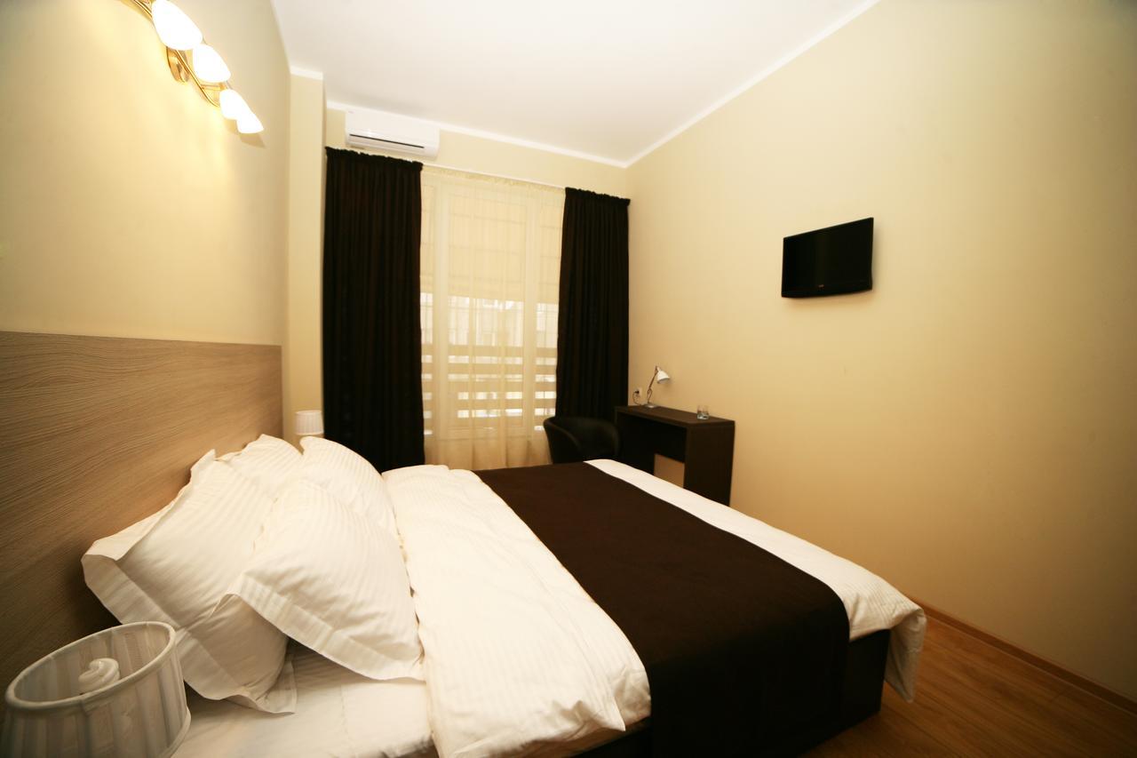Basilon Hotel Tbilisi Bagian luar foto